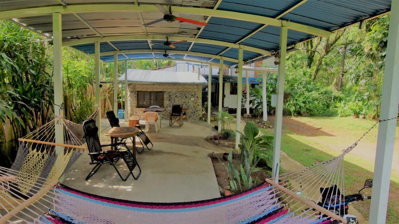 Uvita River Guesthouse Ngoại thất bức ảnh