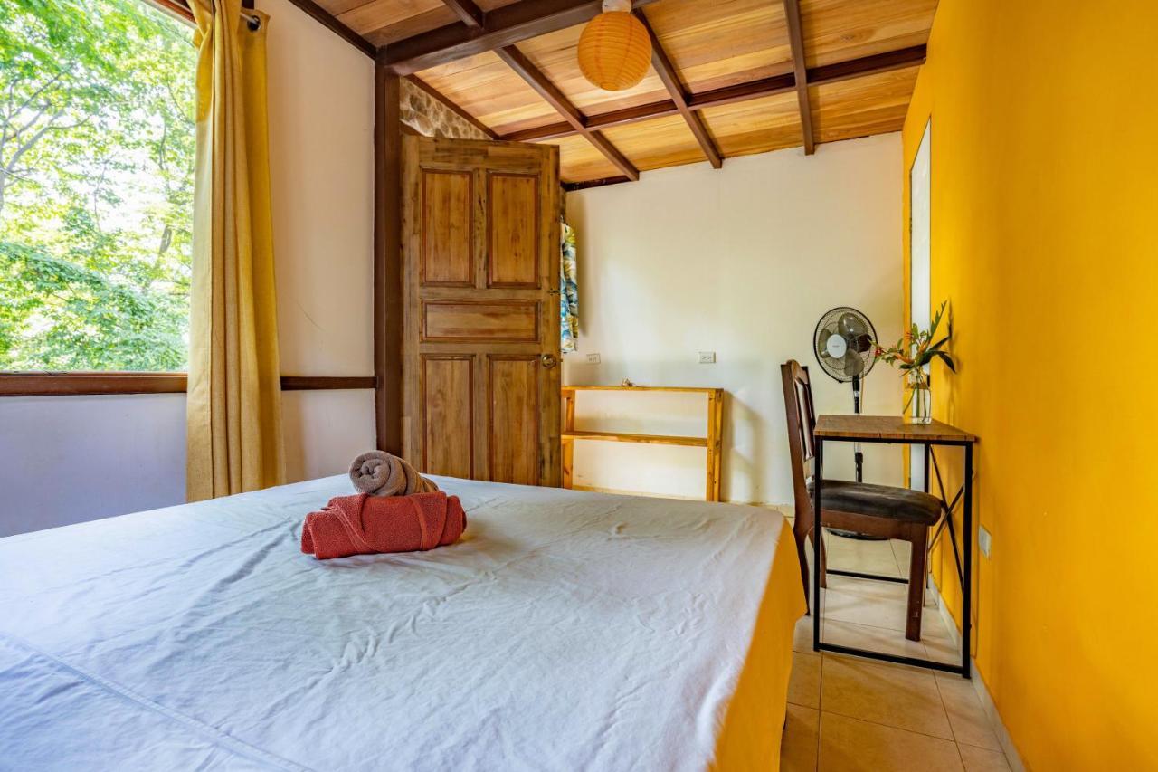 Uvita River Guesthouse Ngoại thất bức ảnh