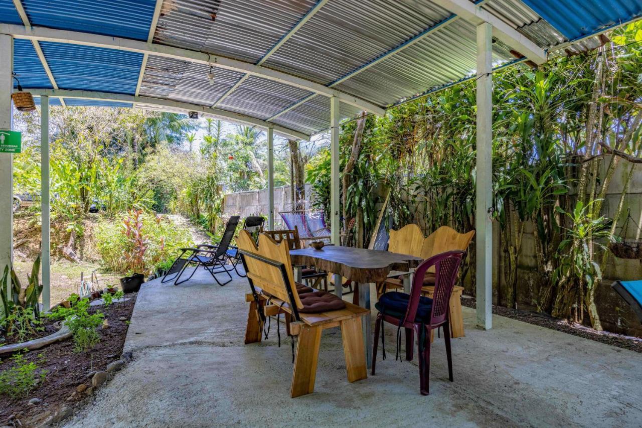 Uvita River Guesthouse Ngoại thất bức ảnh