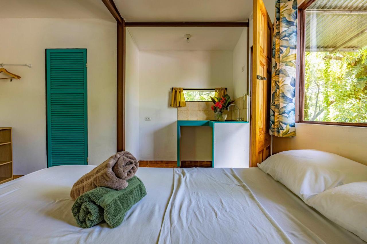 Uvita River Guesthouse Ngoại thất bức ảnh